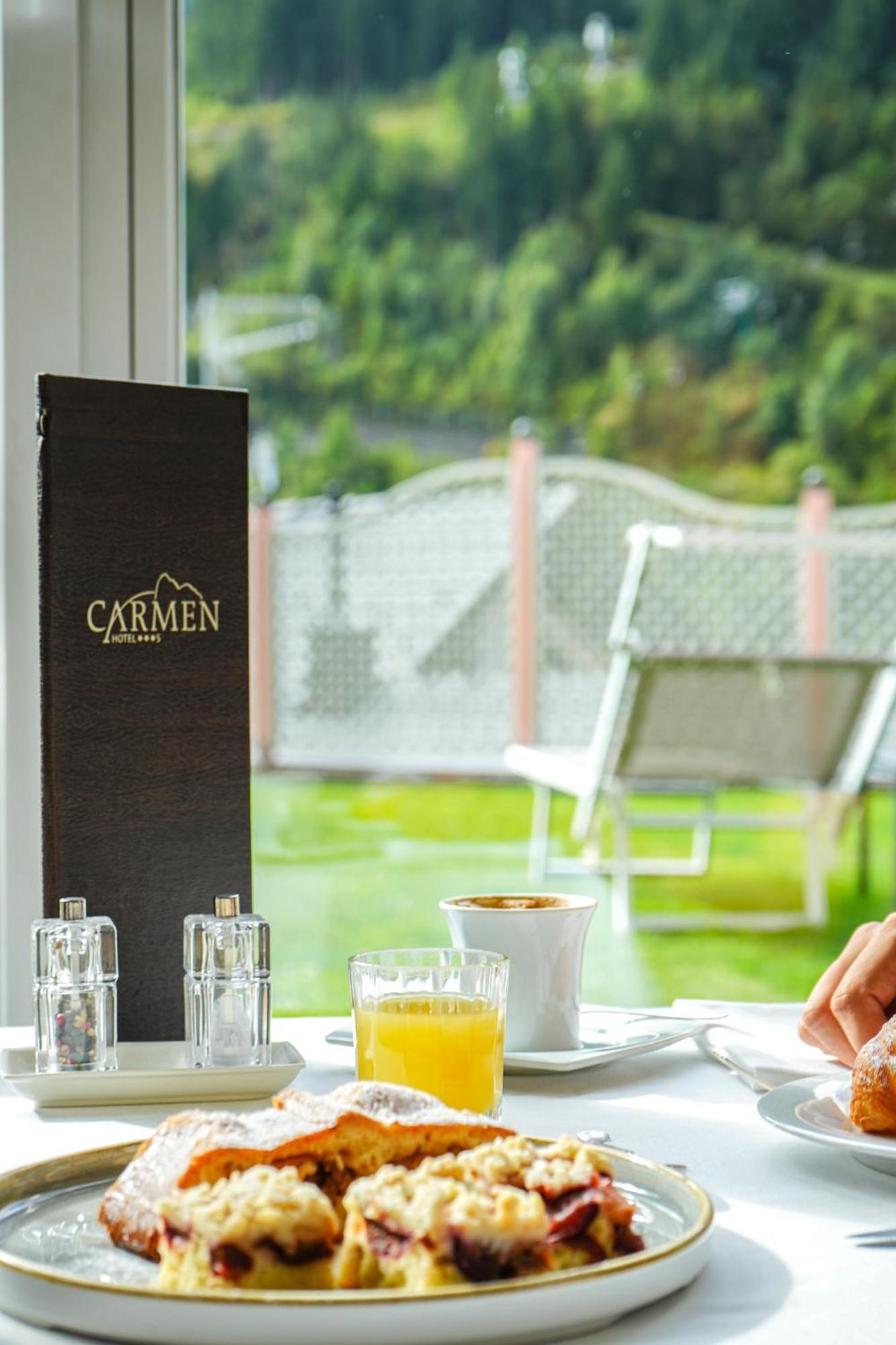 Hotel Carmen Dolomites Santa Cristina Val Gardena Exterior foto
